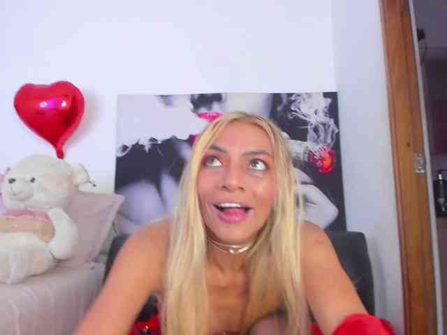 Angeline_yampoll webcam