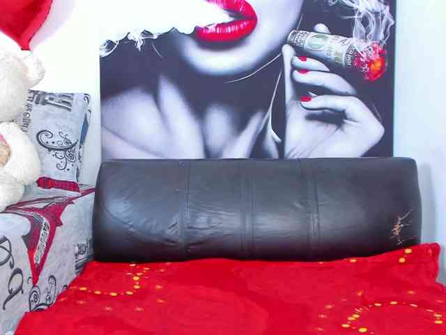 Modelo: Angeline_yampoll