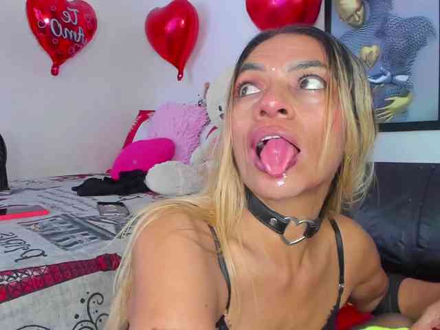 Angeline_yampoll webcam