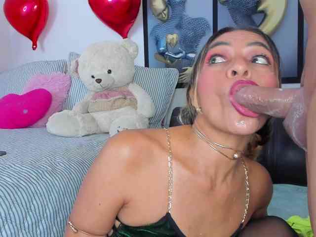 Angeline_yampoll webcam