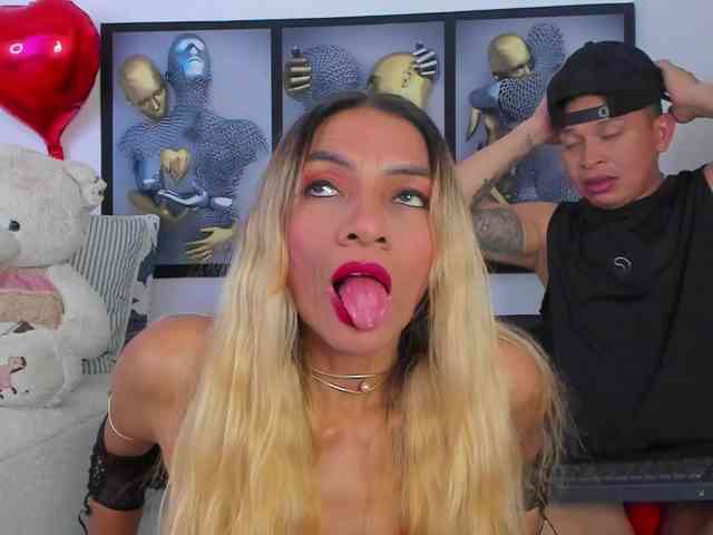 Angeline_yampoll webcam