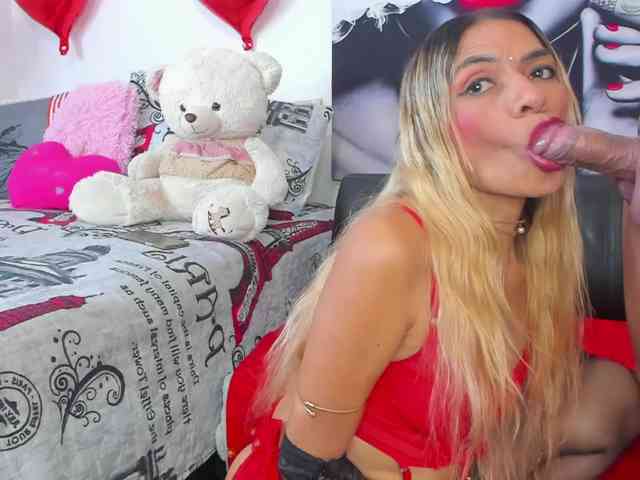 Angeline_yampoll webcam