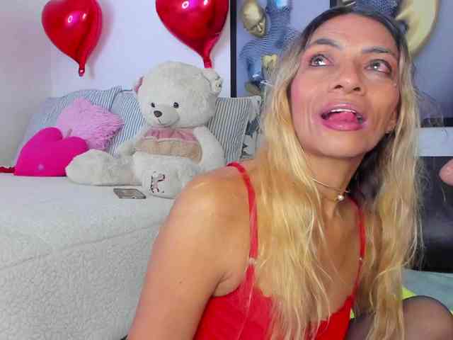Angeline_yampoll webcam