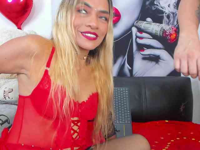Angeline_yampoll webcam