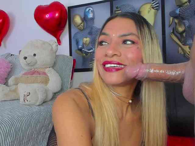 Angeline_yampoll webcam