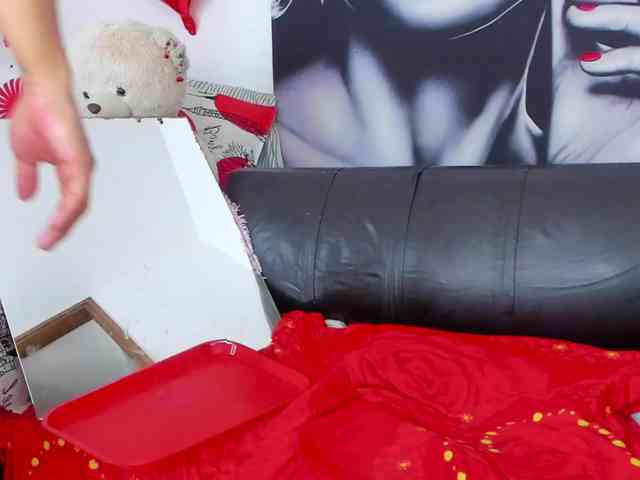 Model: Angeline_yampoll