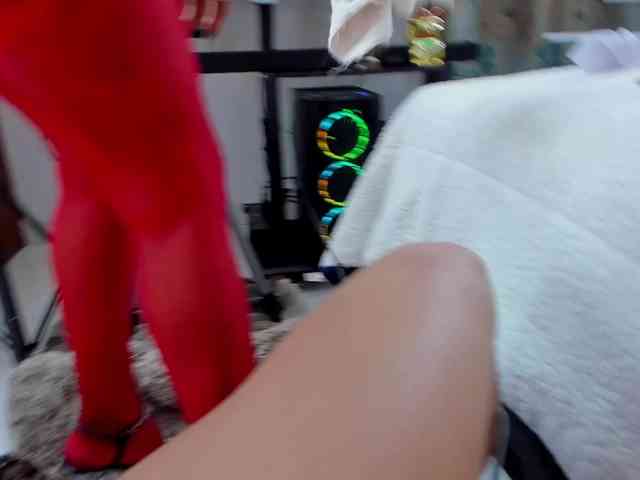 Angeline_yampoll webcam