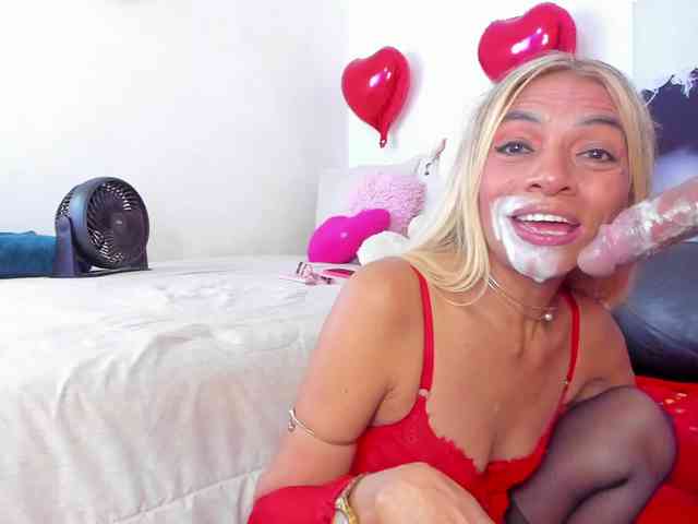 Angeline_yampoll webcam