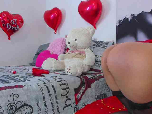 Modelo: Angeline_yampoll