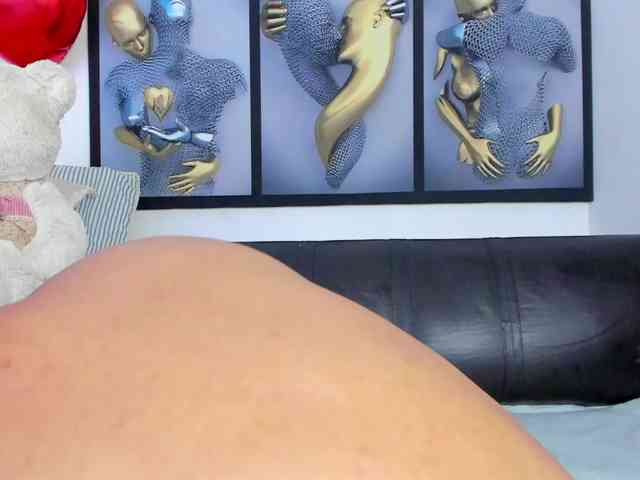 Angelinefocus Live Webcam on BongaCams