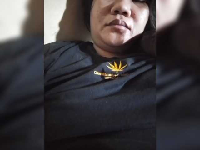 Xxhottymum30 live cam on BongaCams