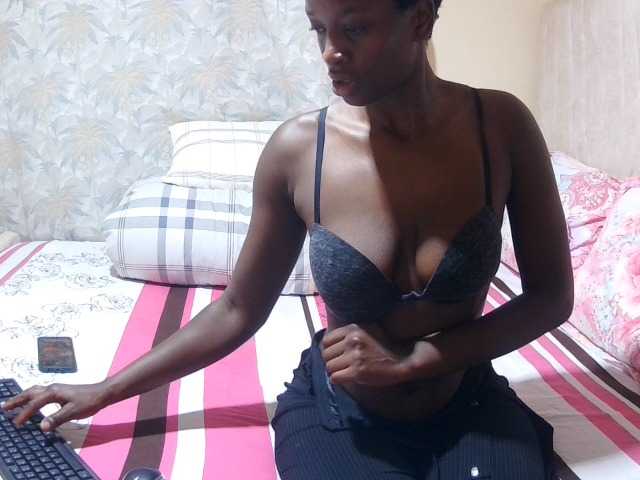 slender-sweet live cam on BongaCams