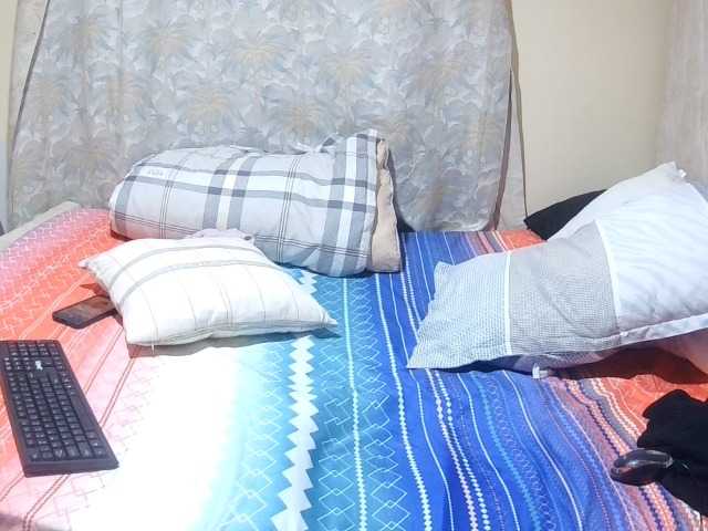slender-sweet live webcam show