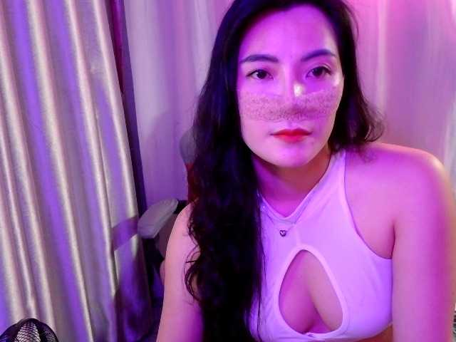 Luna-Candy live cam on BongaCams