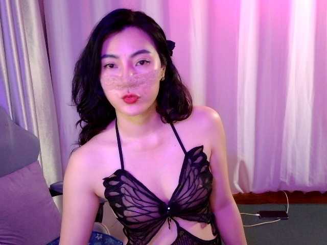 Luna-Candy live cam on BongaCams