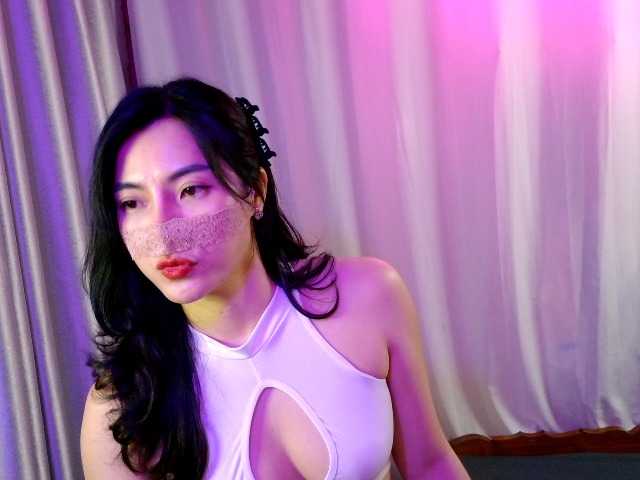 Luna-Candy live cam on BongaCams