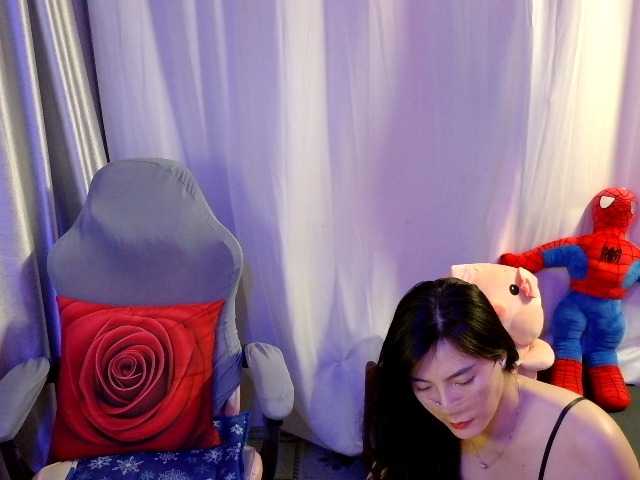 Luna-Candy live cam on BongaCams