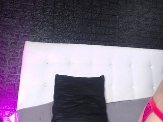 SweetMoniica Porn Show