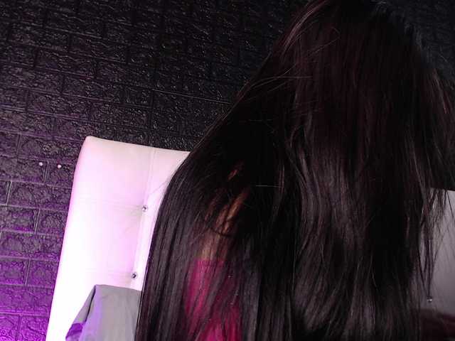 SweetMoniica live cam on BongaCams
