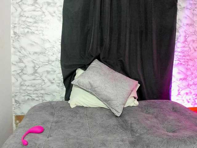 sweetmoniica live sex show