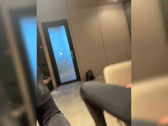 madmenlovers's live room