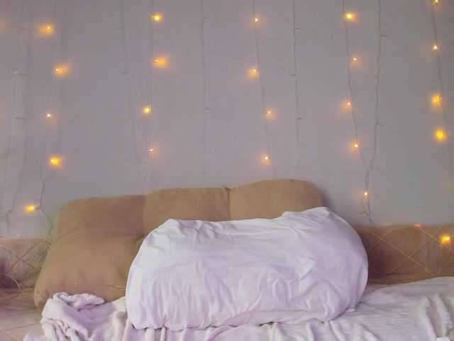 may-flower live cam on BongaCams