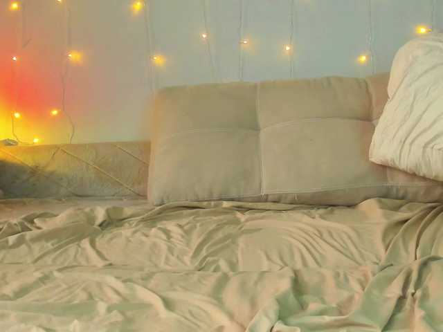 may-flower live cam on BongaCams