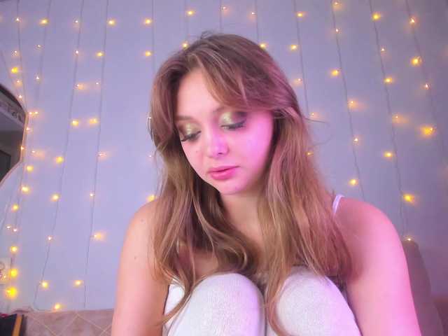 may-flower live cam on BongaCams