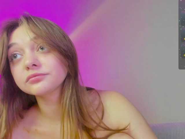 may-flower live cam on BongaCams