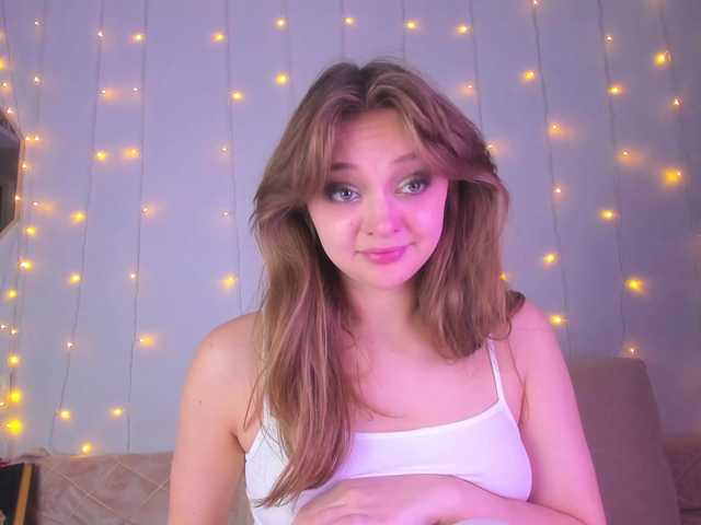 may-flower live cam on BongaCams