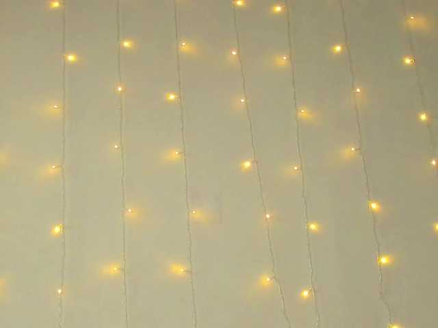 may-flower live cam on BongaCams