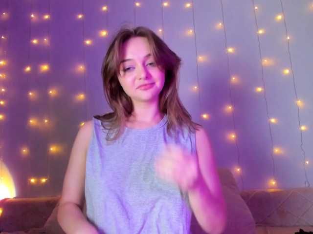 may-flower live cam on BongaCams