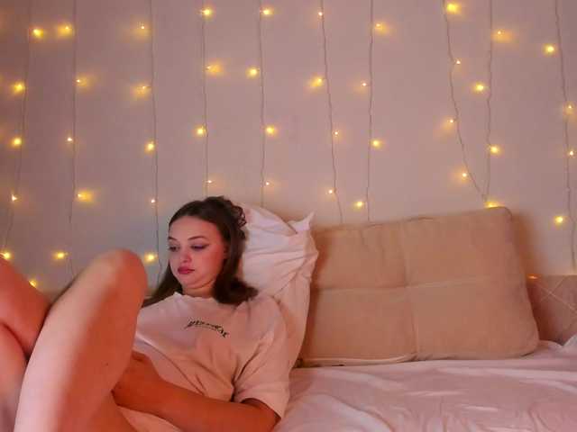 may-flower live cam on BongaCams