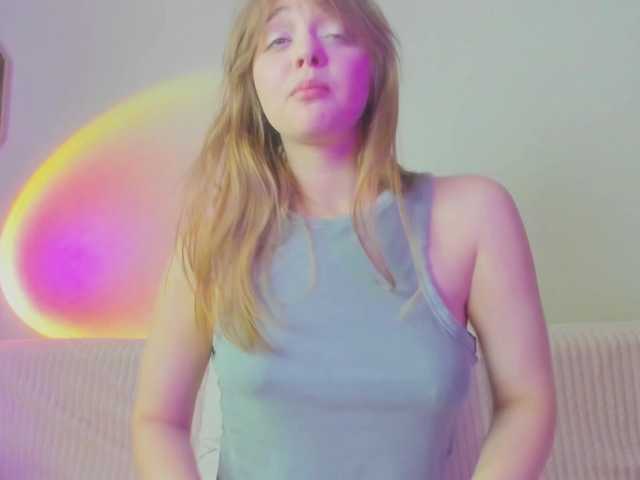may-flower live cam on BongaCams