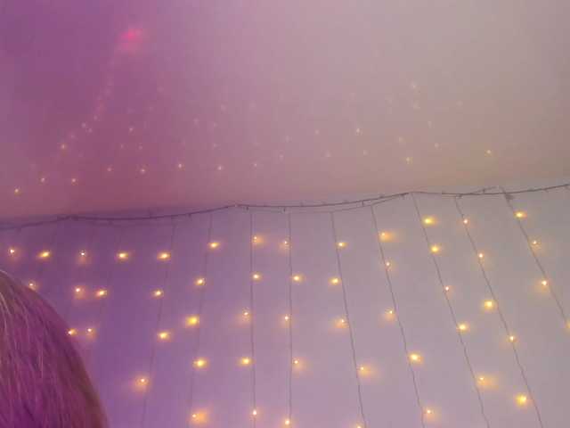 may-flower live cam on BongaCams