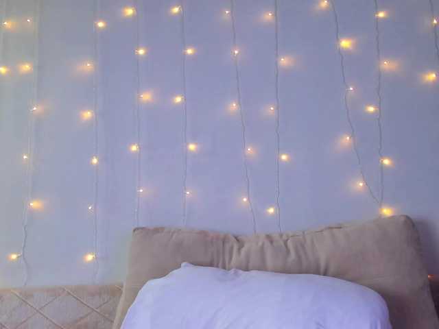 may-flower live cam on BongaCams
