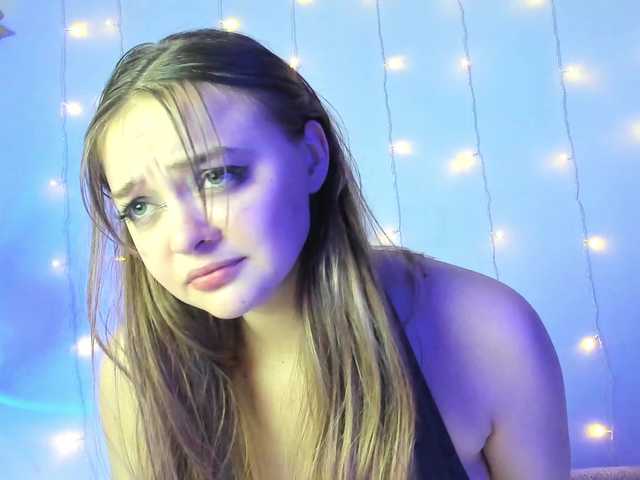 may-flower live cam on BongaCams