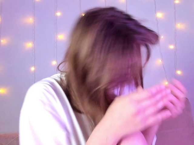 may-flower live cam on BongaCams