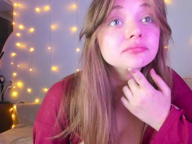 may-flower live cam on BongaCams
