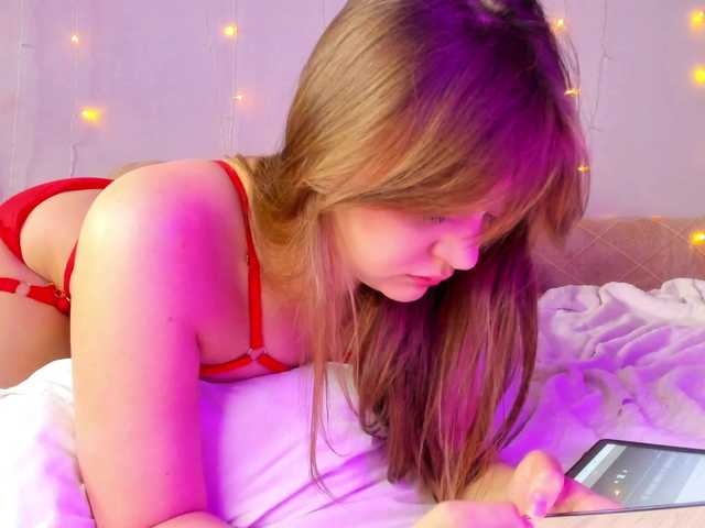 may-flower live cam on BongaCams