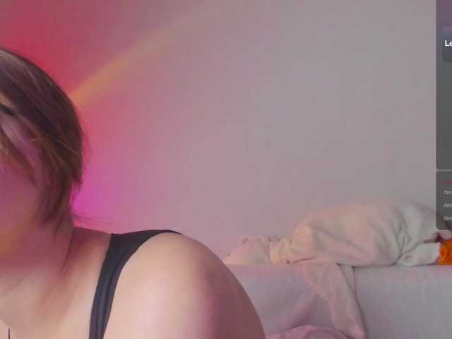 may-flower live cam on BongaCams