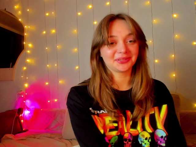 may-flower live cam on BongaCams