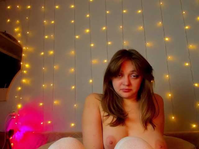 may-flower live cam on BongaCams