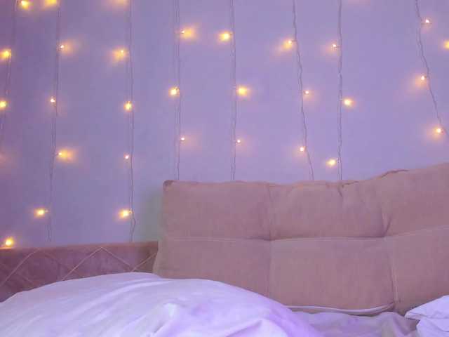 may-flower live cam on BongaCams