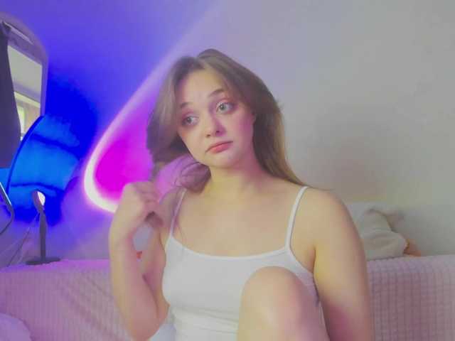 may-flower live cam on BongaCams