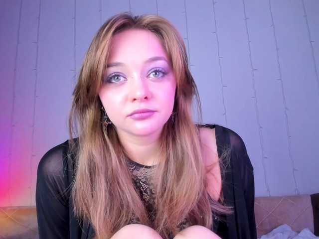 may-flower live cam on BongaCams