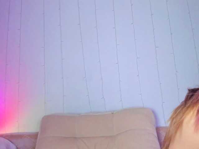may-flower live cam on BongaCams