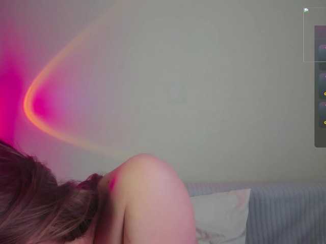 may-flower live cam on BongaCams
