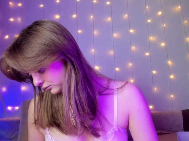 may-flower live cam on BongaCams