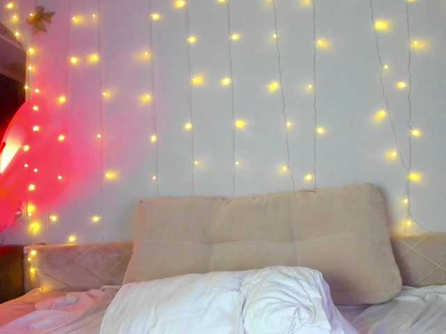 may-flower live cam on BongaCams